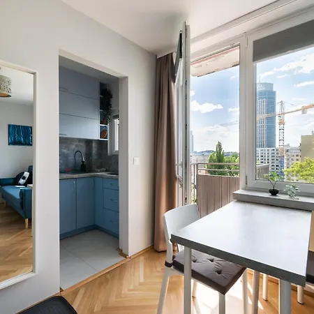 Apartment Blue Mandala *